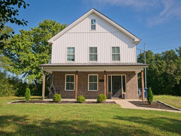 546 Green Meadow Dr , Smithville, TN 37166