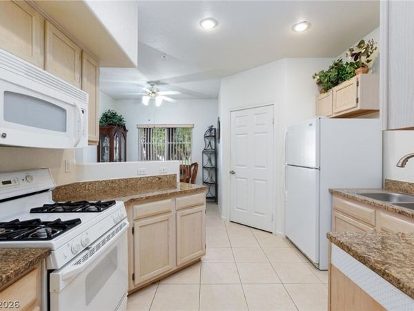 6480 Annie Oakley Drive , Unit 511, Las Vegas, NV 89120