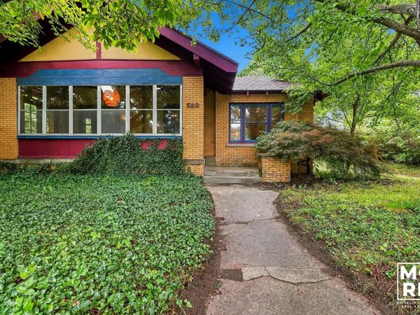 160 Burr Oak Street NE, Grand Rapids, MI 49505