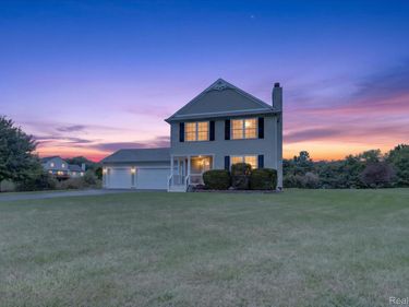12443 Peabody Drive, Tyrone Township, Mi 48430