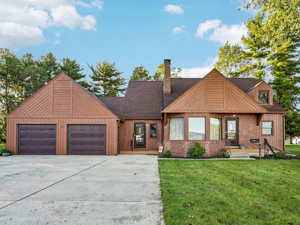 1419 Grimes Circle, Urbana, OH 43078