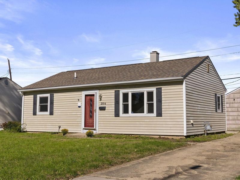 284 Madison Drive N, West Jefferson, OH 43162 Photo 1