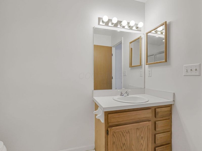 8216 Green Tree Court , Reynoldsburg, OH 43068 Photo 23