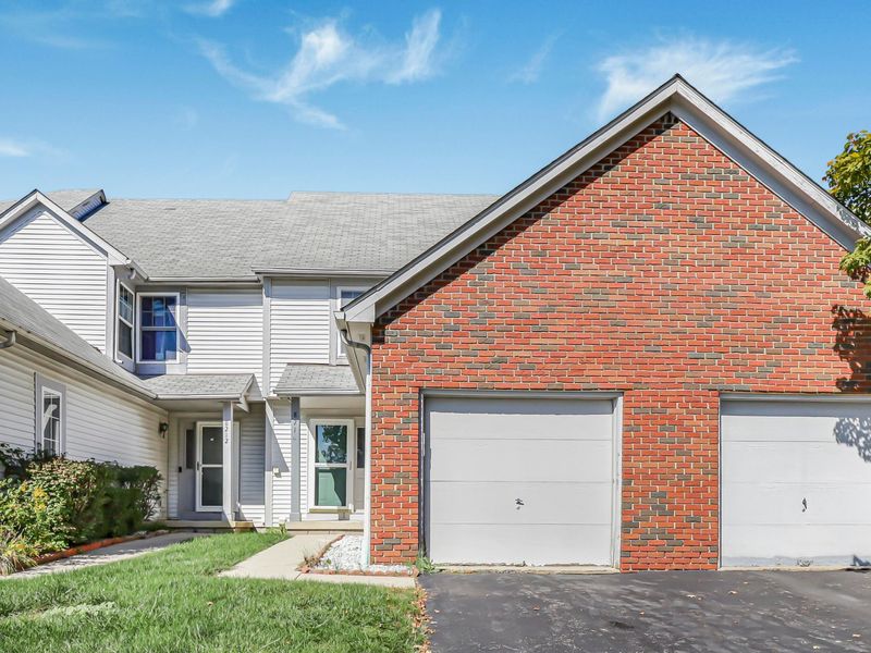 8216 Green Tree Court , Reynoldsburg, OH 43068 Photo 3