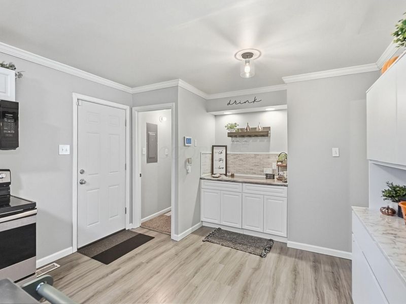 210 S Oak Street , London, OH 43140 Photo 16