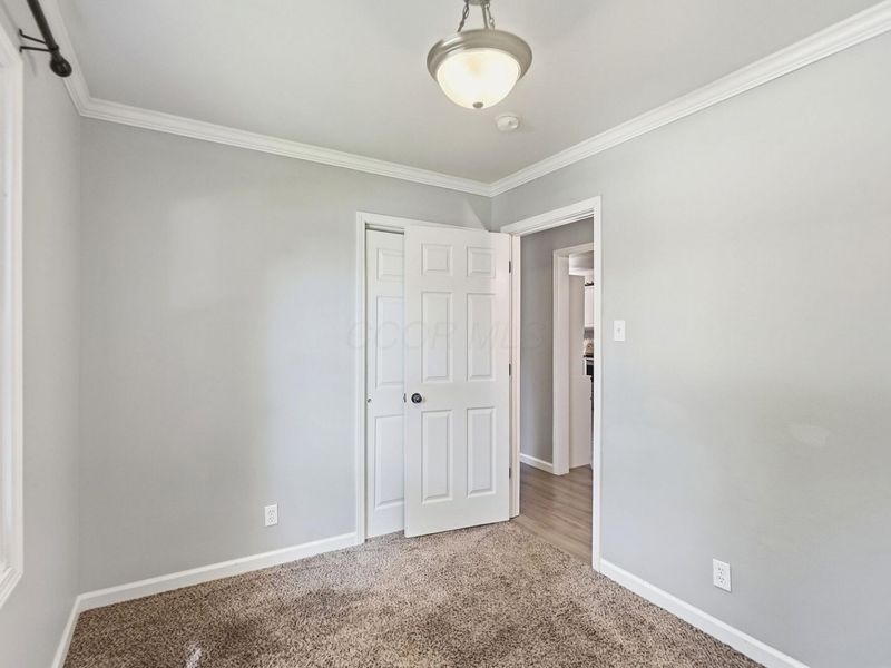 210 S Oak Street , London, OH 43140 Photo 22
