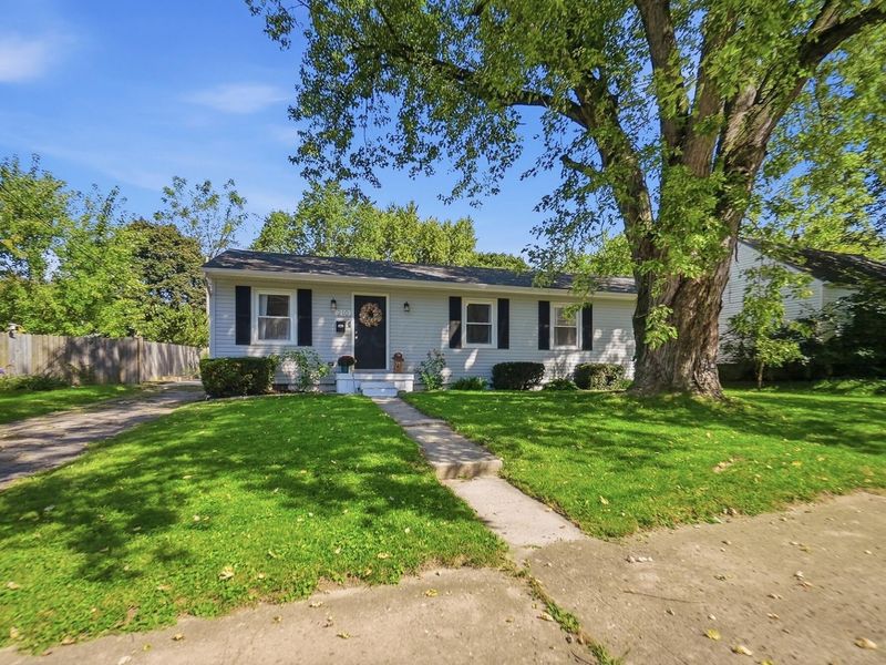 210 S Oak Street , London, OH 43140 Photo 3
