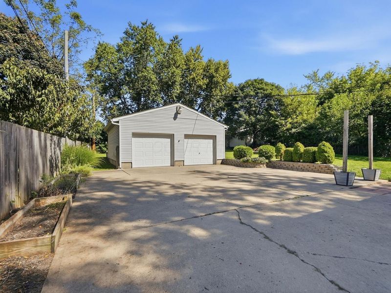 210 S Oak Street , London, OH 43140 Photo 41