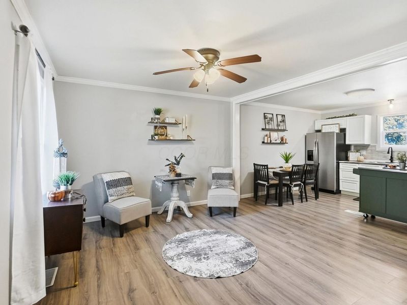210 S Oak Street , London, OH 43140 Photo 7