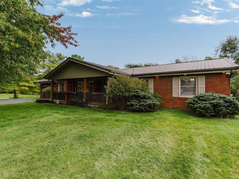 8835 Thomas Lane, West Jefferson, OH 43162 Photo 1