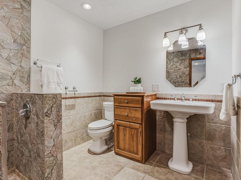 8835 Thomas Lane, West Jefferson, OH 43162 Photo 40
