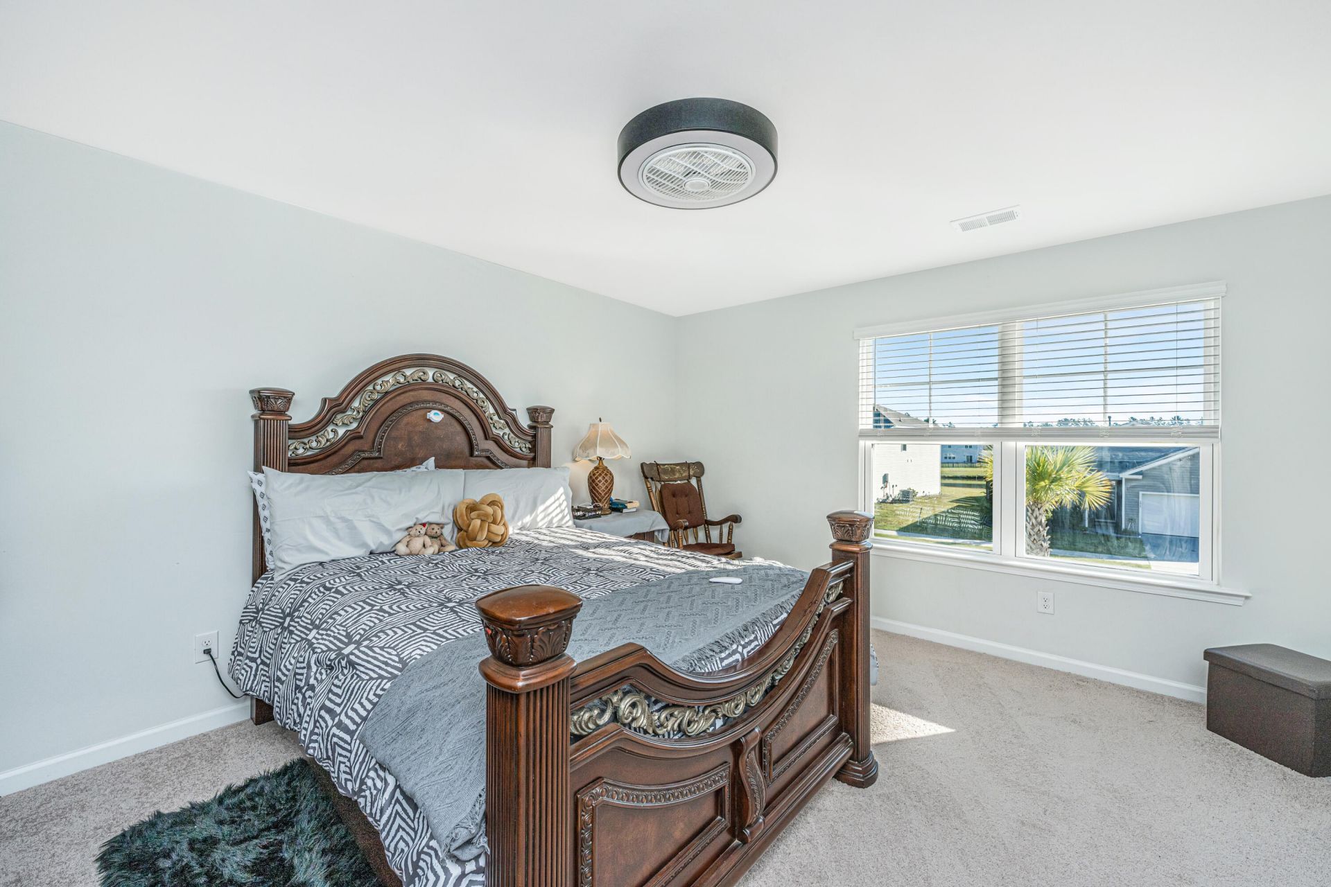 178 Oakwood Boulevard Photo 37