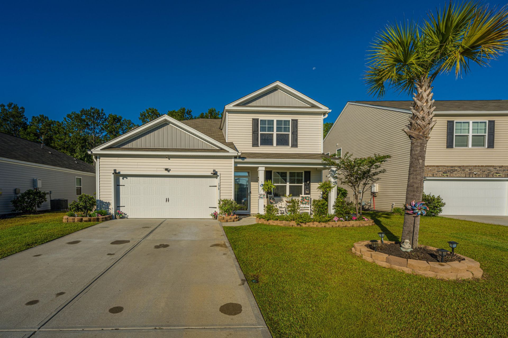 178 Oakwood Boulevard Photo 4
