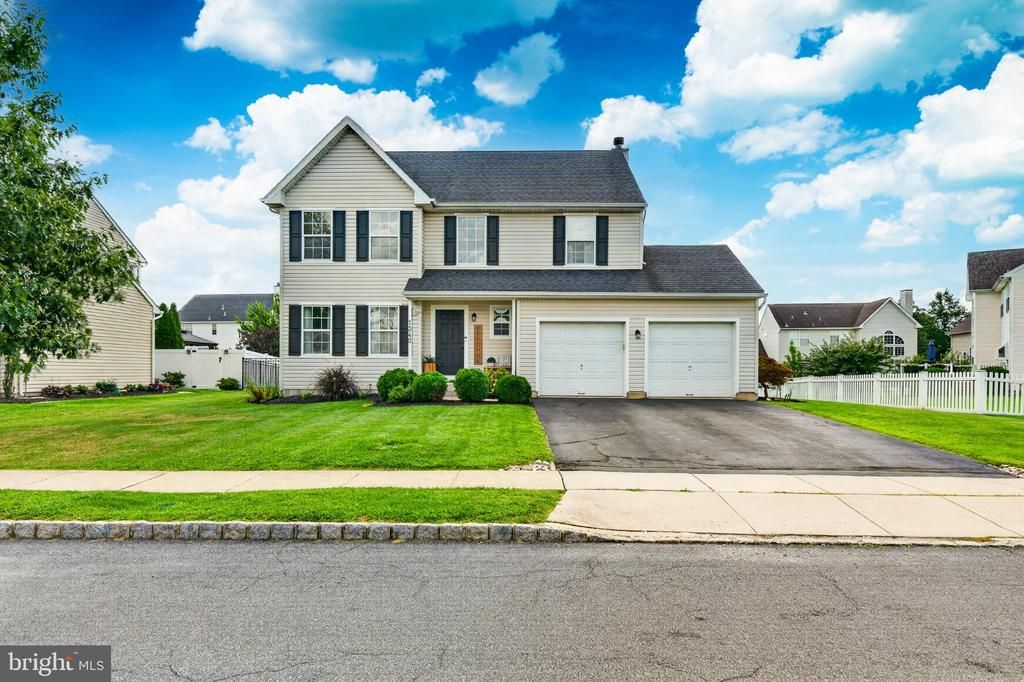 1340 WILDFLOWER WAY , QUAKERTOWN, PA 18951