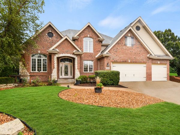 22417 Hughes Street , Frankfort, IL 60423