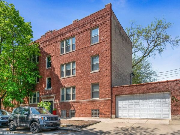 2314 W Byron Street , Unit 1, Chicago, IL 60618