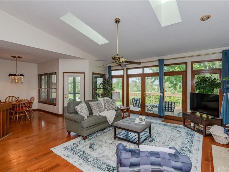 30 Heatherglen Court, Springboro, OH 45066 Photo 6