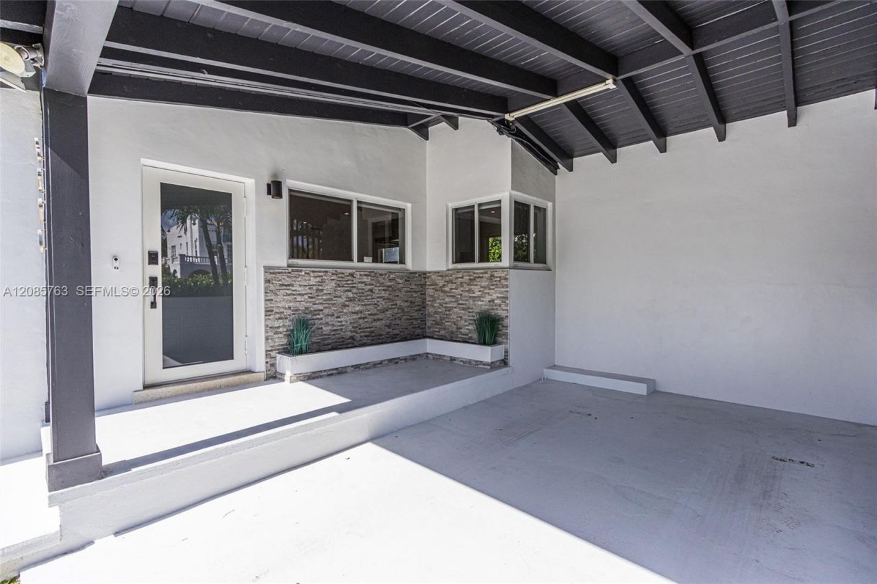 Please Call For Address, Miami, FL 33138 Photo