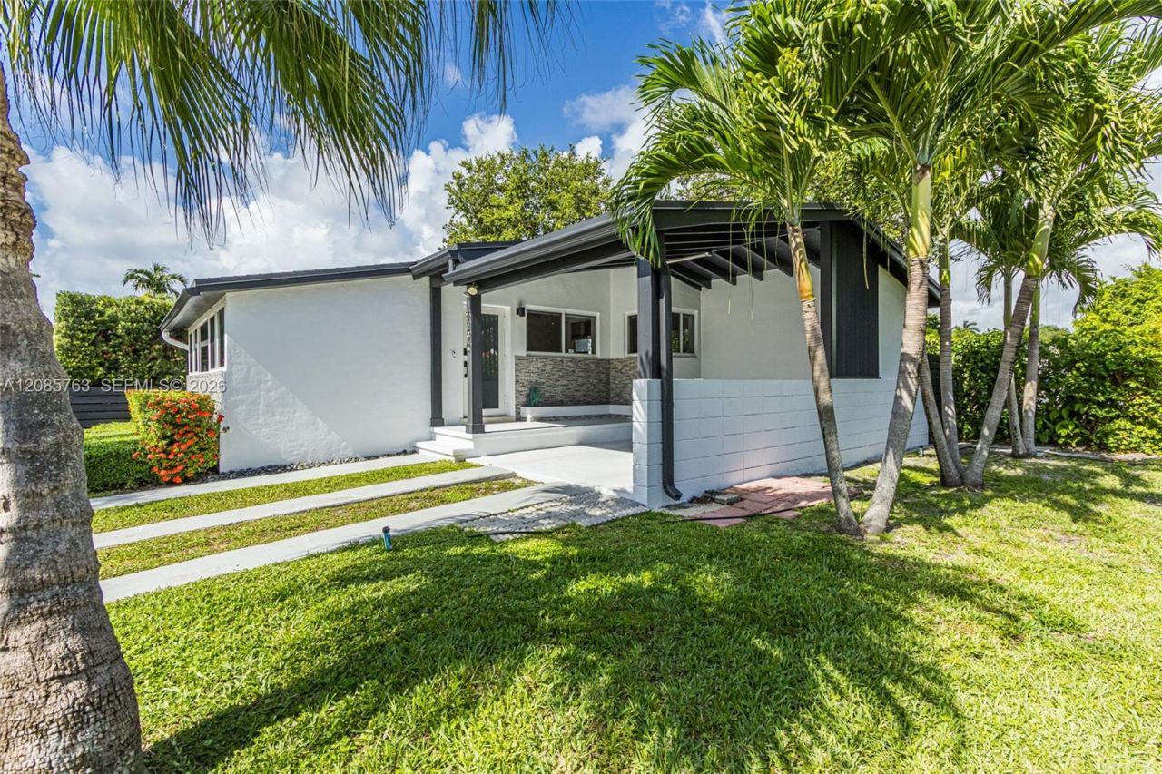 Please Call For Address, Miami, FL 33138 Photo