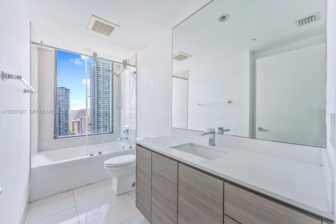 460 NE 28th St , Unit 3301, Miami, FL 33137 Photo