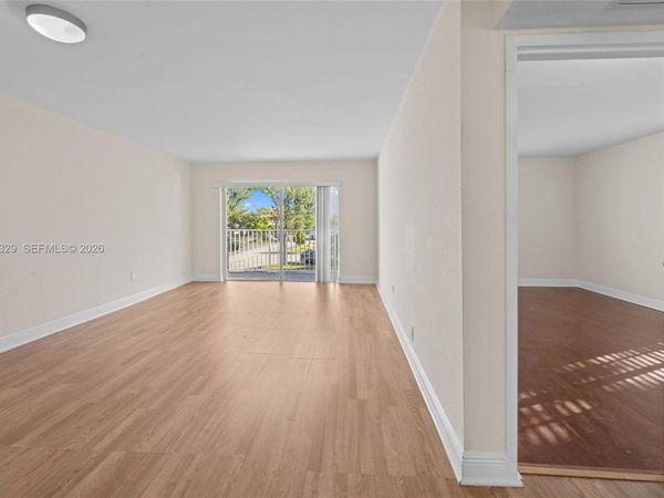 5241 Geneva Way, Unit 201, Doral, FL 33166