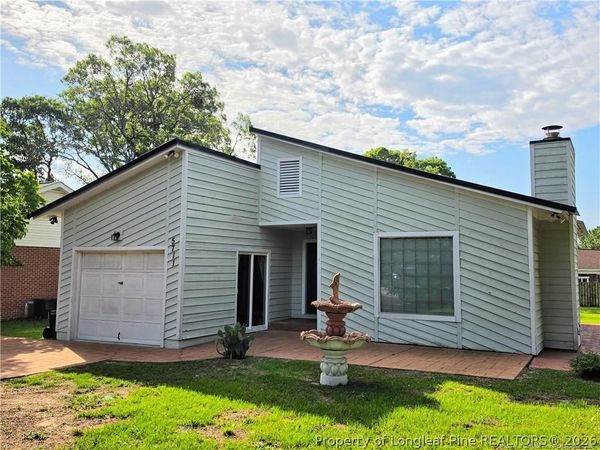 5711 Sagamore Road, Hope Mills, NC 28348