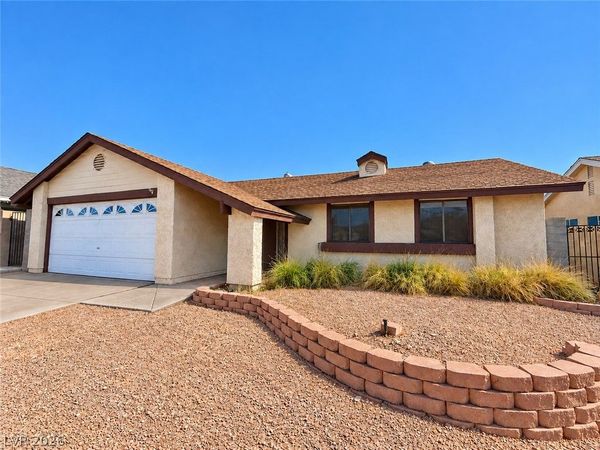325 W Chesapeake Way , Henderson, NV 89015
