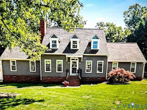 7101 N Hairpin Drive, Quinton, VA 23141