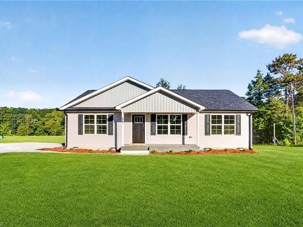 329 Lake Park Road , Asheboro, NC 27205