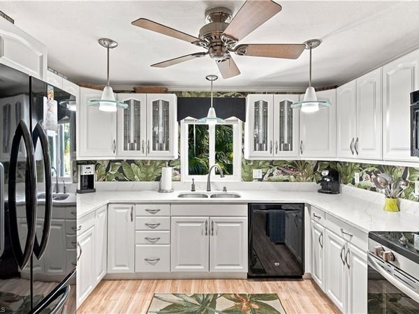 542 Charlemagne BLVD , NAPLES, FL 34112