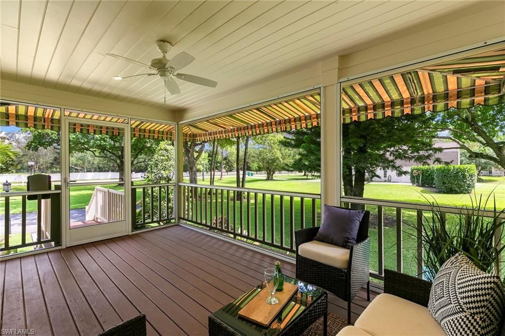 6460 Hidden Oaks Ln, Naples, FL 34119 Photo