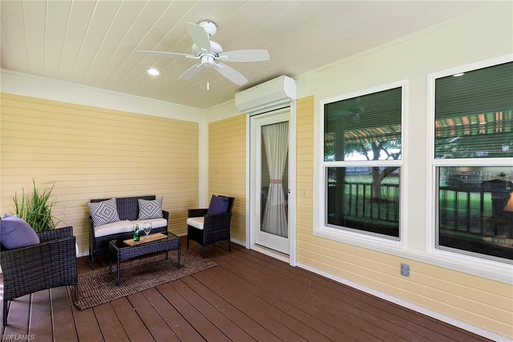 6460 Hidden Oaks Ln, Naples, FL 34119 Photo