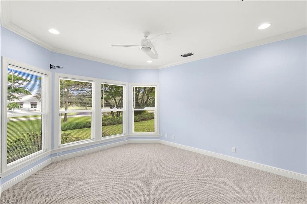 6460 Hidden Oaks Ln, Naples, FL 34119 Photo