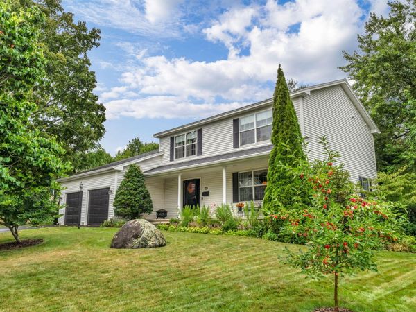 63 Fairways , Bangor, ME 04401