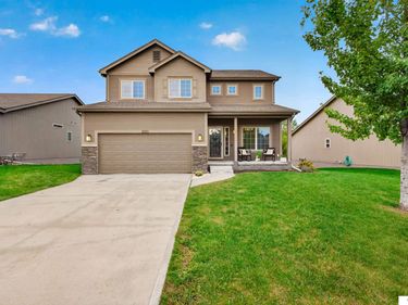 8123 S 190th Avenue, Omaha, NE 68136