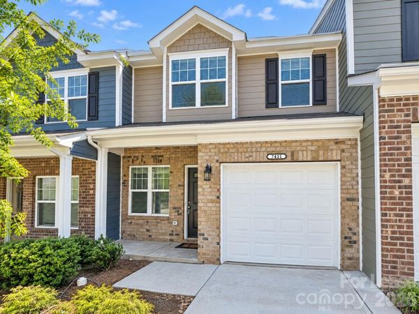 7431 Sienna Heights Place, Charlotte, NC 28213