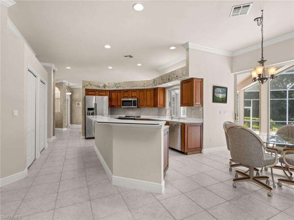 25870 Creekbend Dr, Bonita Springs, FL 34135 Photo