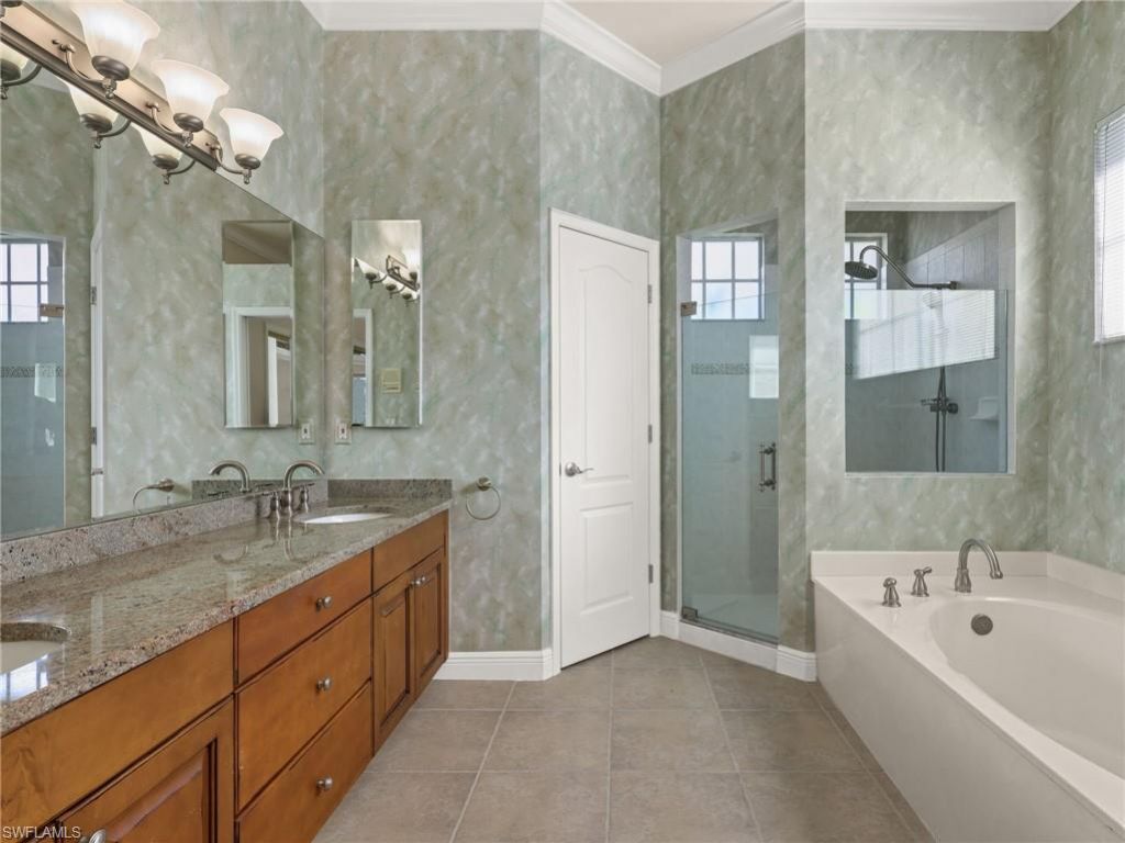 25870 Creekbend Dr, Bonita Springs, FL 34135 Photo