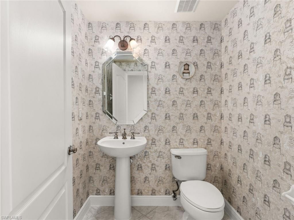 25870 Creekbend Dr, Bonita Springs, FL 34135 Photo