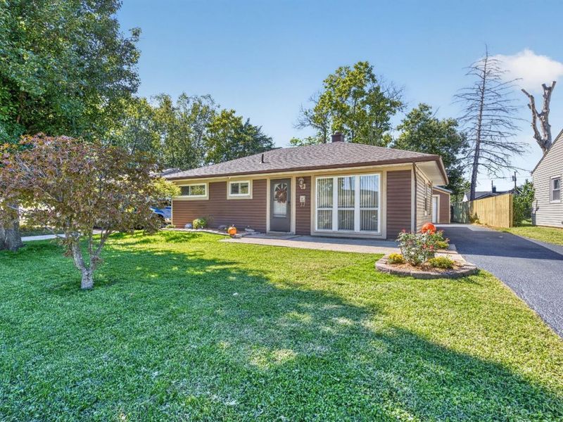 109 E Circle Drive, Mason, OH 45040 Photo 1