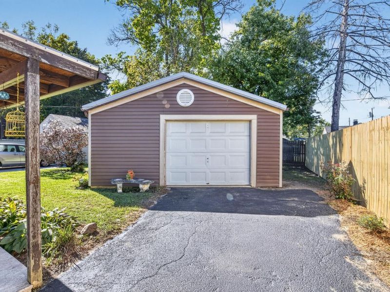 109 E Circle Drive, Mason, OH 45040 Photo 18