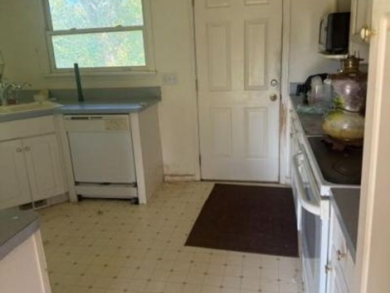 2160 Pinney Lane, Springfield Township, OH 45231 Photo 13