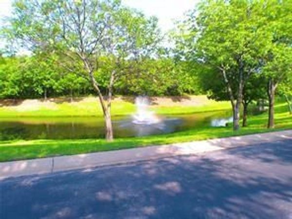 918 Bridges Drive , Arlington, TX 76012