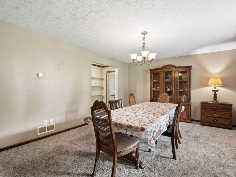11730 Huntington Way NW, Pickerington, OH 43147 Photo 6