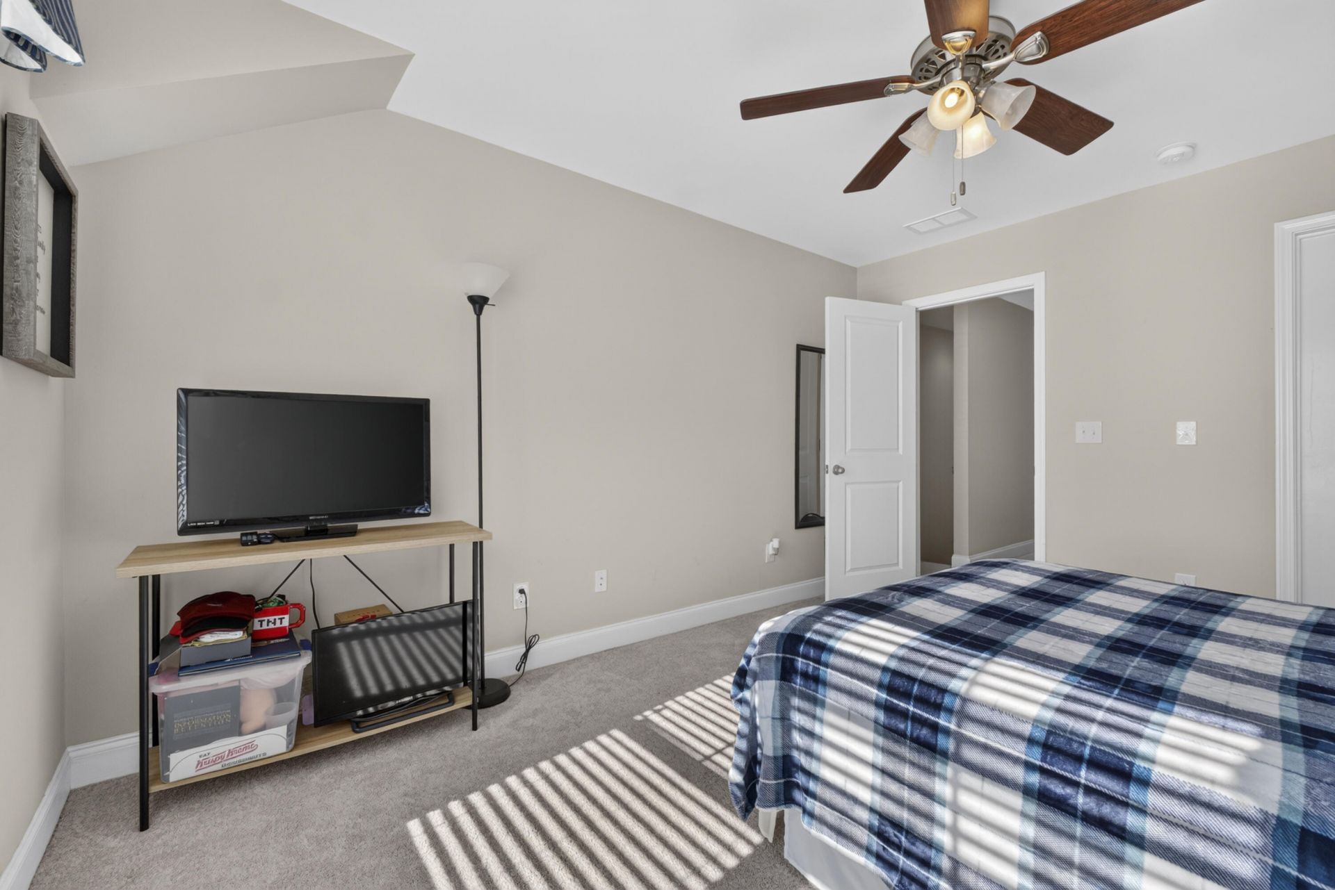 1802 Chauncys Court Photo 29