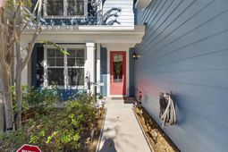 1802 Chauncys Court photo 4