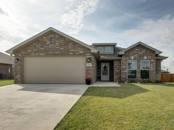 1104 W Pebblebrooke Drive , Ozark, MO 65721