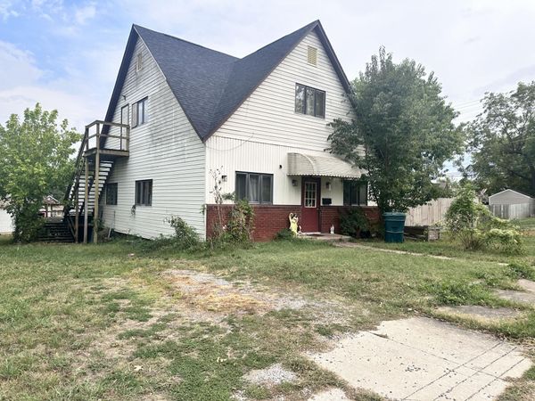 401 Frisco Street , Monett, MO 65708