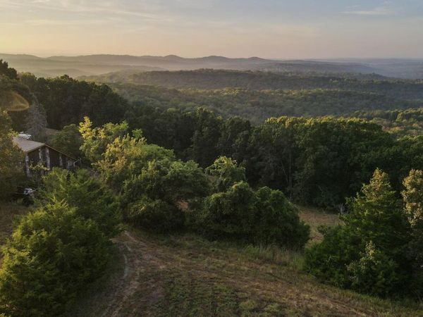 9479 State Highway 176, Walnut Shade, MO 65771