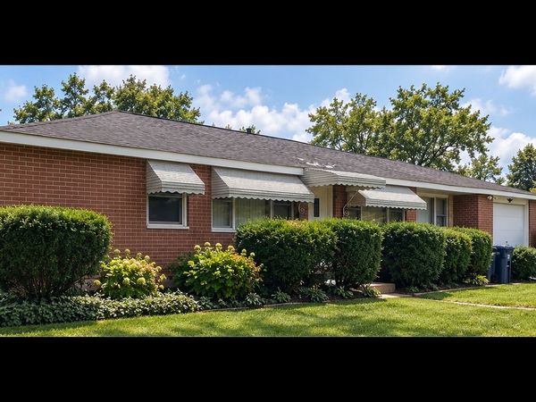 20821 DOGWOOD Street , Deerfield, IL 60015